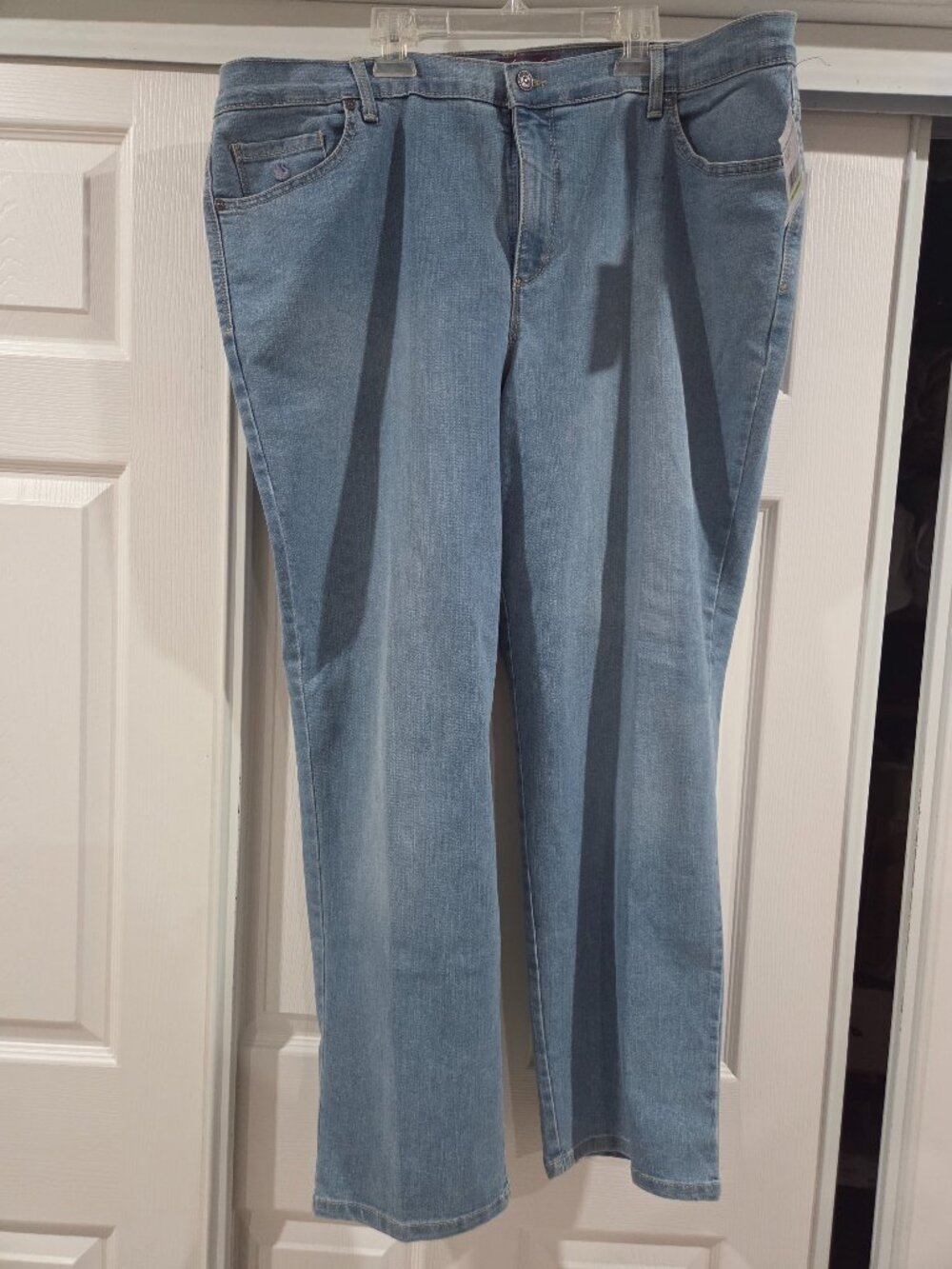 Gloria Vanderbilt jeans